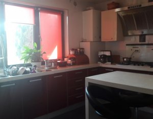 Ház 4 szobák eladó on Floresti