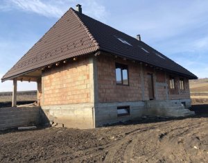 Nyaralók eladó on Barai