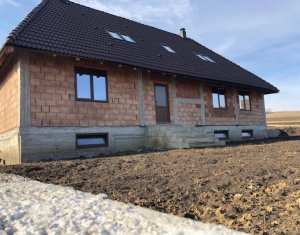 Nyaralók eladó on Barai