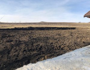 Nyaralók eladó on Barai