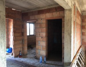 Nyaralók eladó on Barai