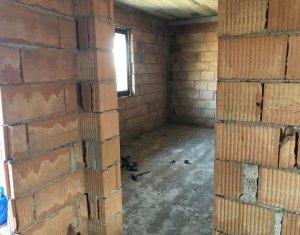 Nyaralók eladó on Barai