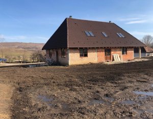 Nyaralók eladó on Barai