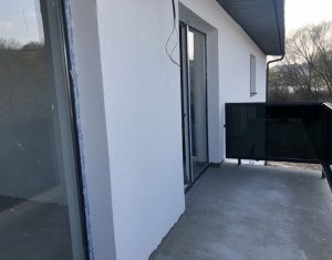 Ház 4 szobák eladó on Floresti