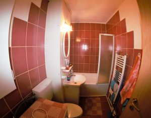 Lakás 4 szobák eladó on Cluj-napoca, Zóna Manastur