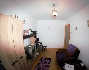 Lakás 4 szobák eladó on Cluj-napoca, Zóna Manastur