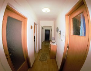 Lakás 4 szobák eladó on Cluj-napoca, Zóna Manastur