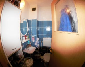 Lakás 4 szobák eladó on Cluj-napoca, Zóna Manastur