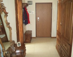 Lakás 4 szobák eladó on Cluj-napoca, Zóna Manastur