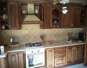 Lakás 4 szobák eladó on Cluj-napoca, Zóna Manastur