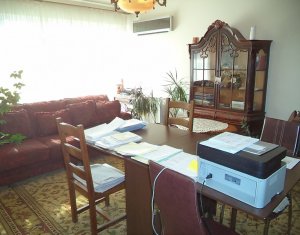 Lakás 4 szobák eladó on Cluj-napoca, Zóna Manastur