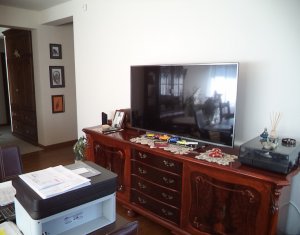 Lakás 4 szobák eladó on Cluj-napoca, Zóna Manastur