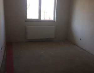 Lakás 2 szobák eladó on Floresti