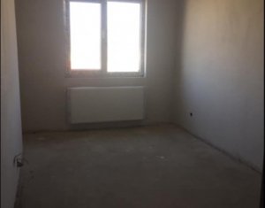 Lakás 2 szobák eladó on Floresti