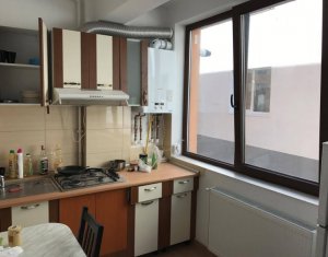 Lakás 3 szobák kiadó on Floresti