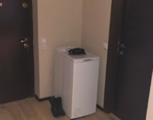 Lakás 3 szobák eladó on Floresti