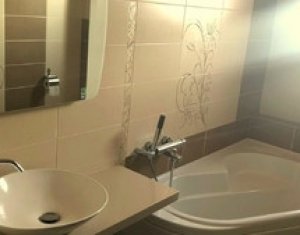 Lakás 3 szobák eladó on Floresti