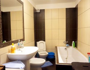 Lakás 3 szobák eladó on Floresti