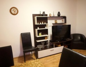 Lakás 3 szobák eladó on Floresti