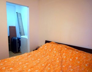 Lakás 3 szobák eladó on Floresti