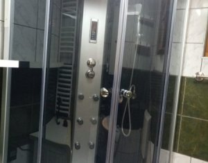 Ház 5 szobák kiadó on Sannicoara