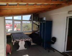 Ház 5 szobák kiadó on Sannicoara