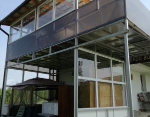 Ház 5 szobák kiadó on Sannicoara