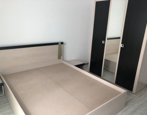 Lakás 3 szobák eladó on Floresti