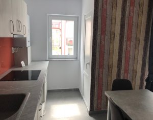 Lakás 3 szobák eladó on Floresti