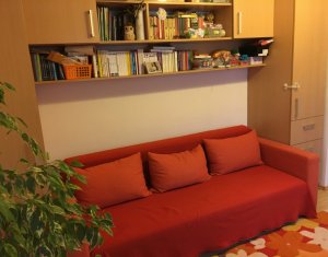 Ház 4 szobák kiadó on Floresti