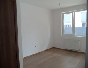 Ház 4 szobák eladó on Floresti