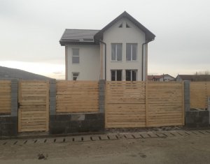 Ház 4 szobák eladó on Sannicoara