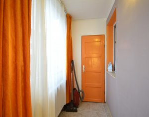 Lakás 2 szobák eladó on Floresti