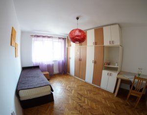 Lakás 4 szobák kiadó on Cluj-napoca, Zóna Manastur