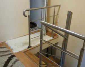 Maison 3 chambres à vendre dans Cluj-napoca, zone Dambul Rotund