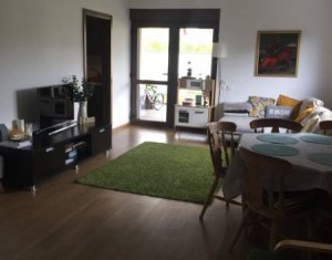 Ház 4 szobák kiadó on Floresti