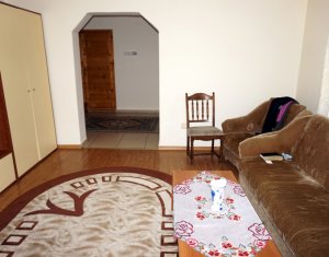 Ház 4 szobák eladó on Chinteni