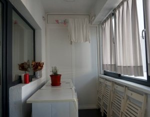 Lakás 3 szobák kiadó on Floresti