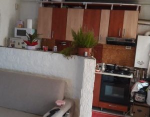 Lakás 2 szobák eladó on Floresti