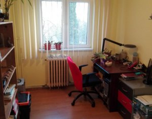 Lakás 3 szobák eladó on Cluj-napoca, Zóna Manastur