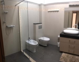 Lakás 4 szobák kiadó on Cluj-napoca, Zóna Andrei Muresanu