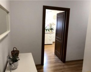 Lakás 2 szobák eladó on Floresti