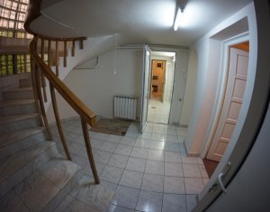 Ház 10 szobák eladó on Cluj-napoca, Zóna Zorilor