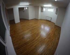 Ház 10 szobák kiadó on Cluj-napoca, Zóna Zorilor