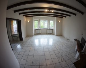 Ház 10 szobák kiadó on Cluj-napoca, Zóna Zorilor