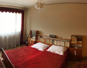 Lakás 4 szobák eladó on Cluj-napoca, Zóna Manastur