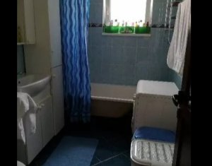 Lakás 3 szobák eladó on Floresti