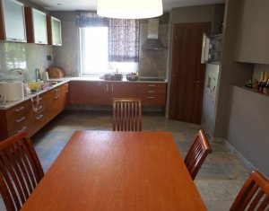 Ház 6 szobák eladó on Cluj-napoca