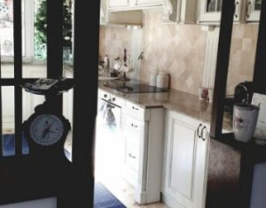 Ház 4 szobák eladó on Salicea