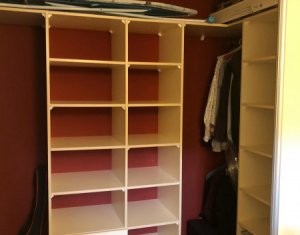 Lakás 2 szobák eladó on Floresti